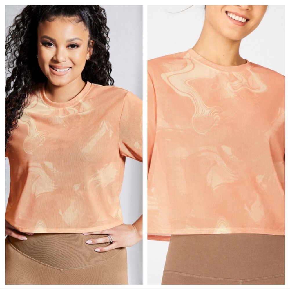 FABLETICS Nayeli Mesh Crop Short Sleeve Marble Pattern Workout Top